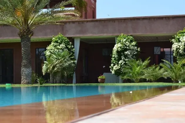 Villa, 4 Yatak Odası, Şömine