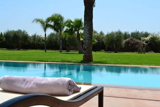 Villa, 4 Yatak Odası, Şömine