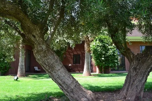 Villa, 4 Yatak Odası, Şömine
