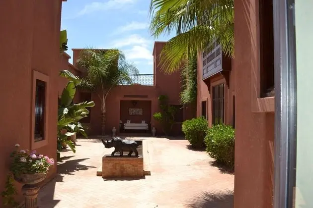 Villa, 4 Yatak Odası, Şömine
