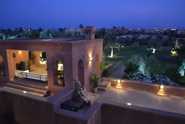 Villa, 4 Yatak Odası, Şömine