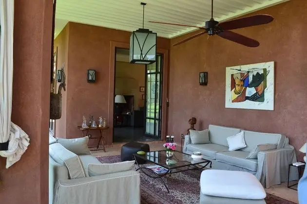 Villa, 4 Yatak Odası, Şömine