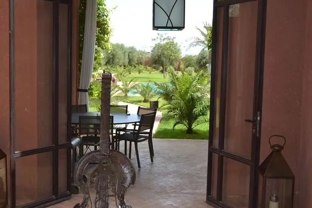 Villa, 4 Yatak Odası, Şömine