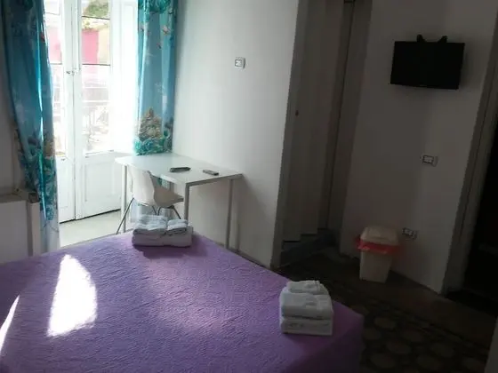 Economy Tek Büyük Yataklı Oda