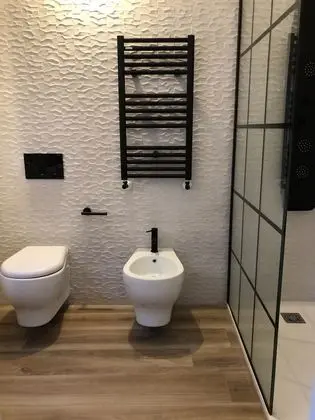 Classic Tek Büyük Yataklı Oda