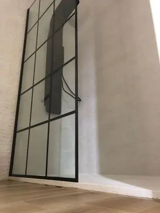 Classic Tek Büyük Yataklı Oda