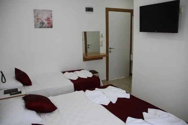 Triple, Orman Manzaralı