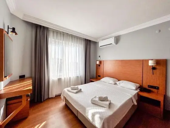 Aile Odası, Deniz veya Kara Manzaralı, Balkonlu