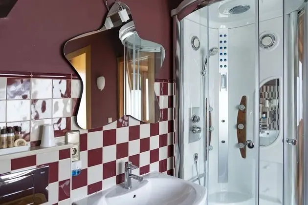 Tek Büyük Yataklı Oda