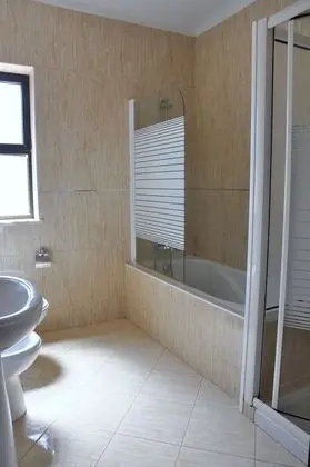 Villa, 4 Yatak Odası, Balkon