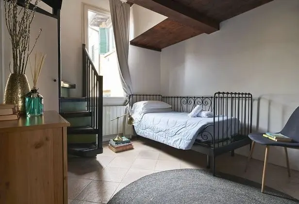 Apart Daire, 5 Yatak Odası