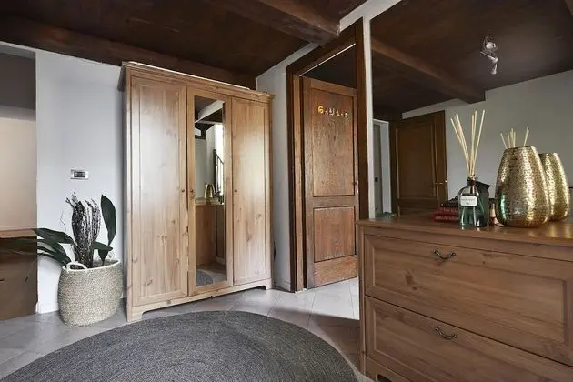 Apart Daire, 5 Yatak Odası