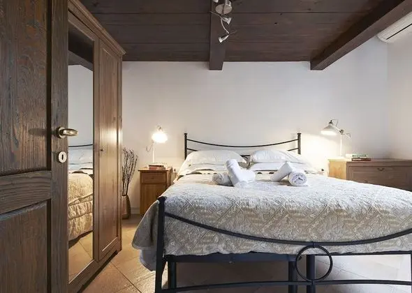 Apart Daire, 5 Yatak Odası