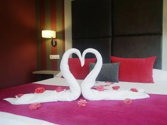 Comfort Tek Büyük Yataklı Oda