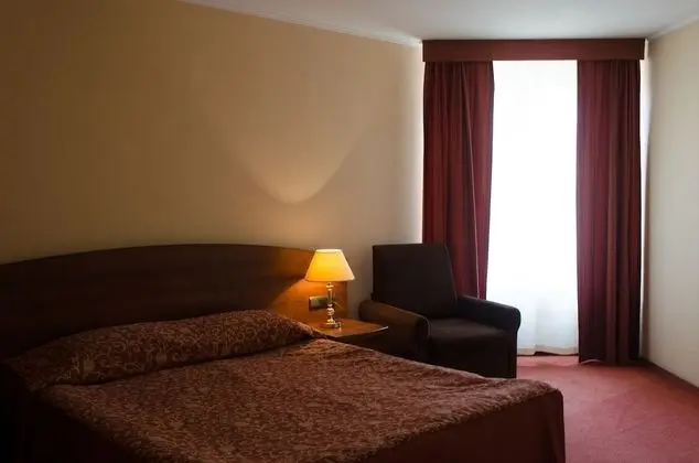 Junior Tek Büyük Yataklı Oda