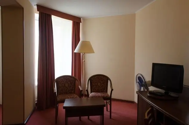 Junior Tek Büyük Yataklı Oda