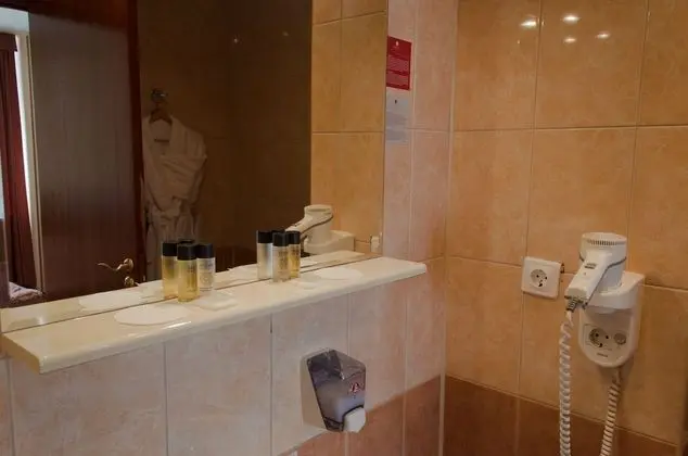 Junior Tek Büyük Yataklı Oda