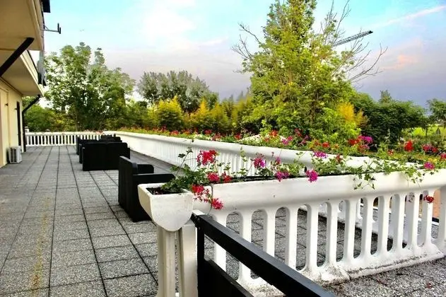 Deluxe Oda, 1 Yatak Odası, Bahçe Manzaralı