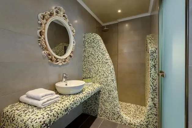 Deluxe Tek Büyük veya İki Ayrı Yataklı Oda, Deniz Manzaralı
