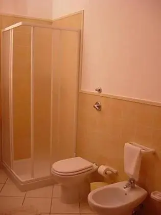 Classic Tek Büyük veya İki Ayrı Yataklı Oda