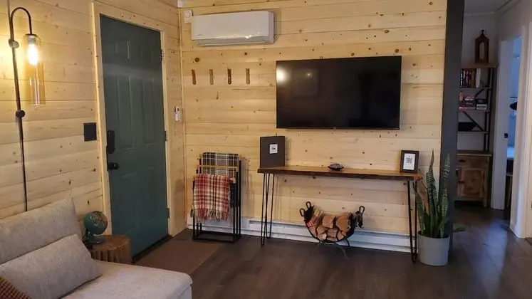 Kulübe, 2 Büyük (Queen) Boy Yatak (A Humble Abode Cabin - A Modern Woods)
