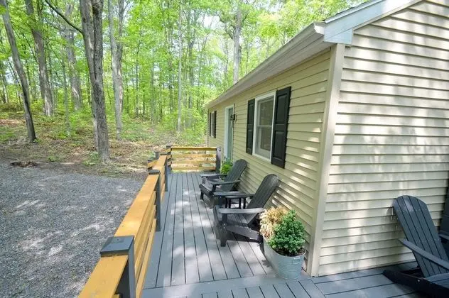 Kulübe, 2 Büyük (Queen) Boy Yatak (A Humble Abode Cabin - A Modern Woods)