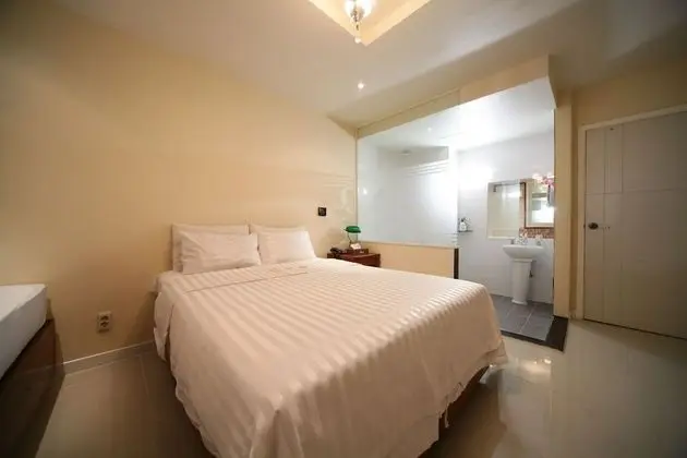 Party Suite