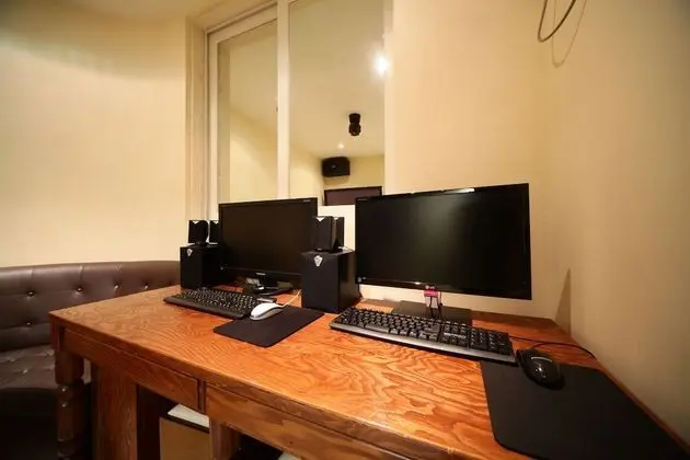 Party Suite