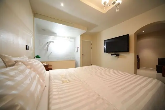 Party Suite