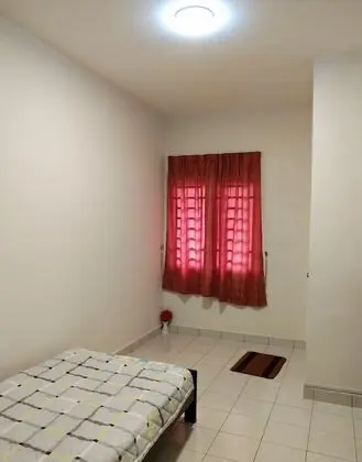 Oda (Bedroom 2)