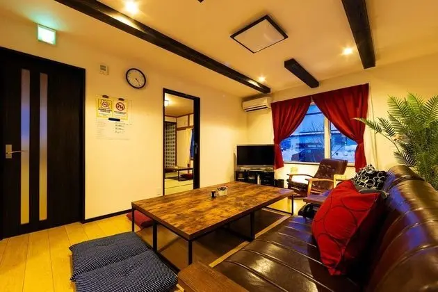 Ev, Sigara İçilmez (Private Vacation Home)