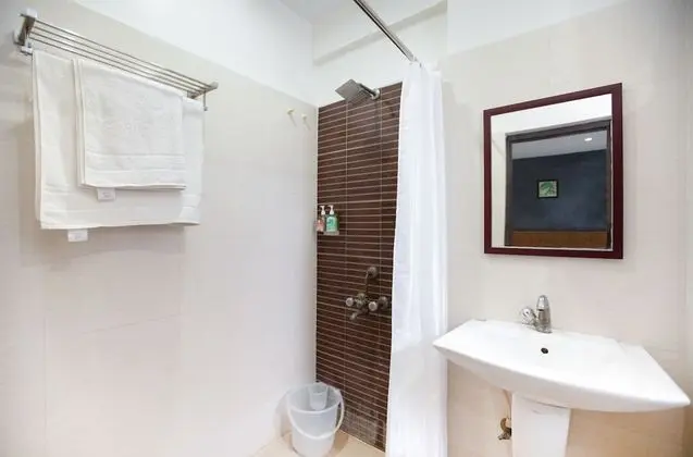 Deluxe Üç Kişilik Oda, Birden Çok Yatak, Engellilere Uygun, Sigara İçilebilir