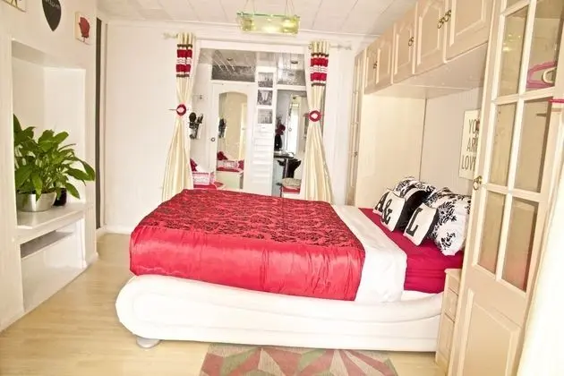Deluxe Tek Büyük Yataklı Oda, Banyolu/Duşlu
