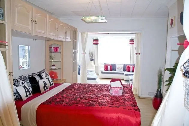 Deluxe Tek Büyük Yataklı Oda, Banyolu/Duşlu