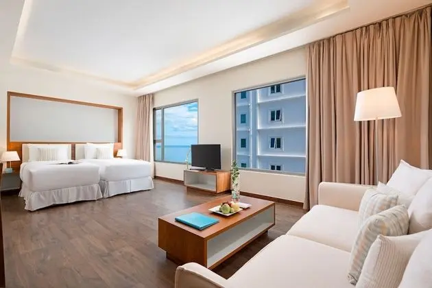 One-bedroom Studio Twin City view