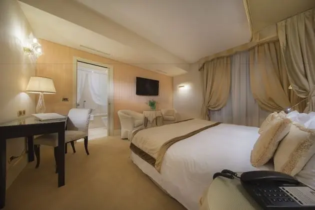 Deluxe Tek Büyük veya İki Ayrı Yataklı Oda, 1 Yatak Odası