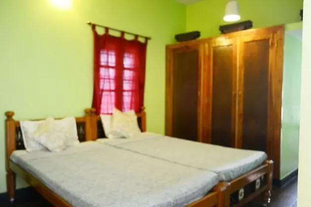 Oda, 1 Çift Kişilik Yatak