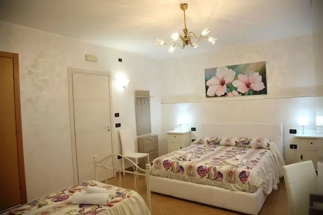 Deluxe Üç Kişilik Oda, Balkon