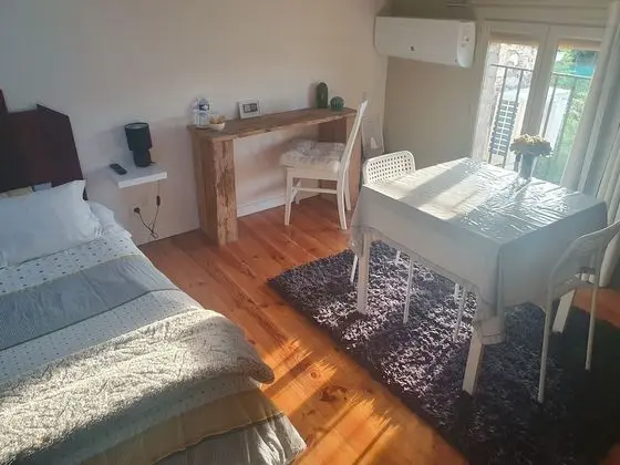 Deluxe Tek Büyük Yataklı Oda (Calmacé)