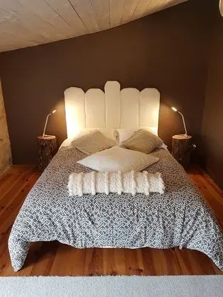 Deluxe Tek Büyük Yataklı Oda (Calmacé)