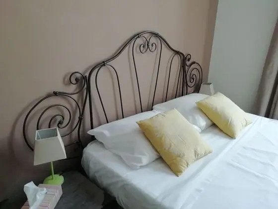 Classic Tek Büyük Yataklı Oda, Özel Banyo, Bahçe Manzaralı (Cannelle)