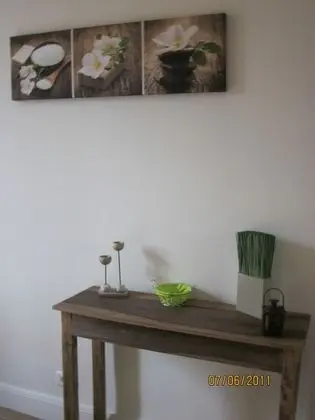 Classic Tek Büyük Yataklı Oda, Özel Banyo, Bahçe Manzaralı (Cannelle)