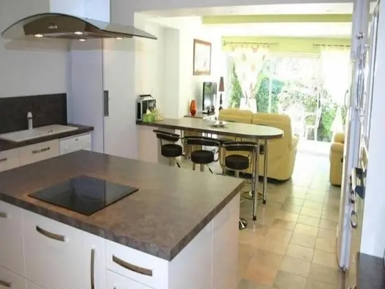 Kır Evi, Özel Banyo (Gîte Amandier)