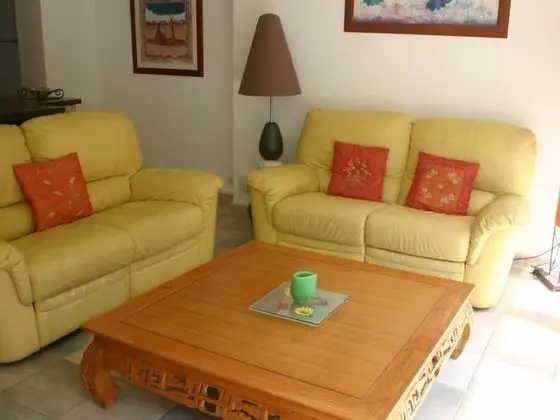 Kır Evi, Özel Banyo (Gîte Amandier)