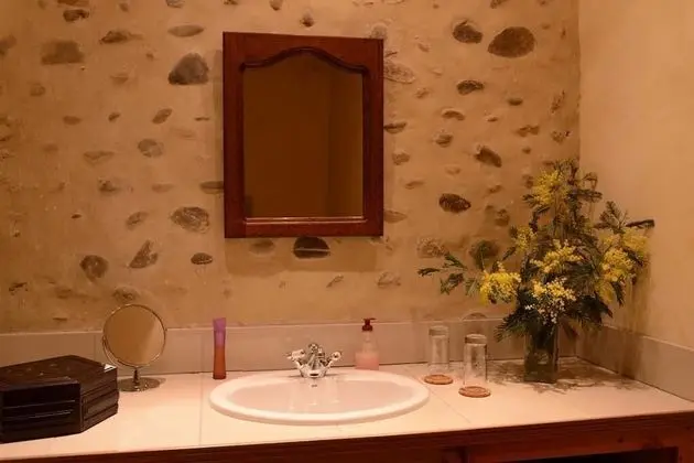 Üç Kişilik Oda (Arriagosse)