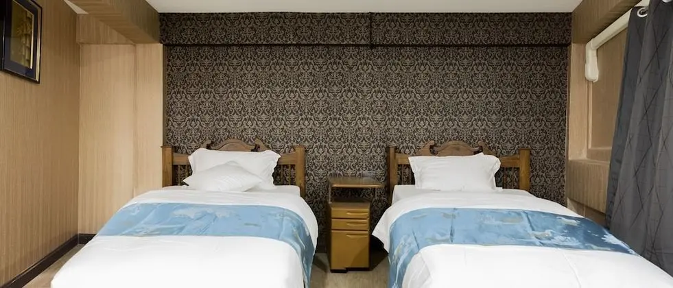 Deluxe İki Ayrı Yataklı Oda