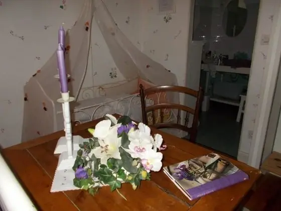 Family Tek Büyük Yataklı Oda (Capucine)