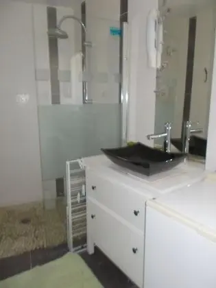 Family Tek Büyük Yataklı Oda (Capucine)