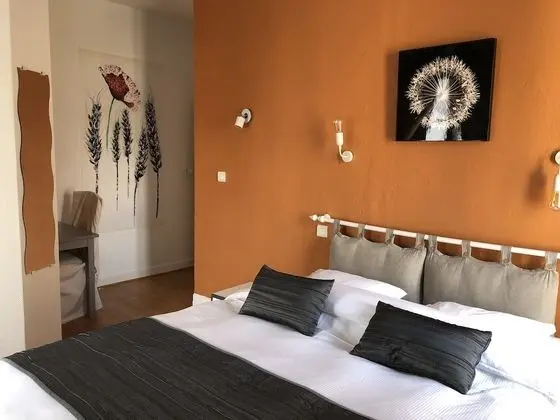 Standard Tek Büyük Yataklı Oda