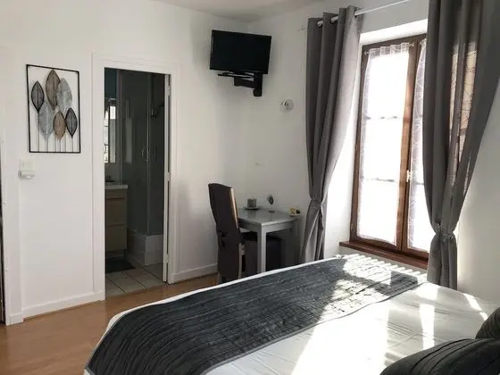 Standard Tek Büyük Yataklı Oda